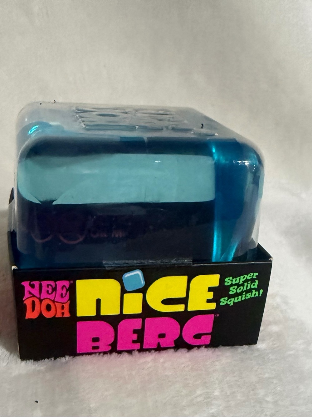Nice Berg Super Solid Squish! - Blue